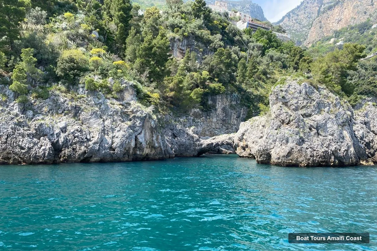 Amalfi Coast Boat Trips – Amalfi Coast Full-Day Sailboat Trip with Lunch (photo 4)