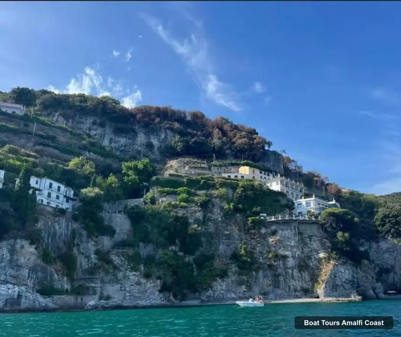 Amalfi Coast Boat Trips – Boat Rental for Amalfi Coast (License-Free). (photo 2)