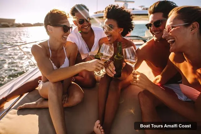 Boat Tours Amalfi Coast – Sunset Boat Tour with Fruit & Drinks