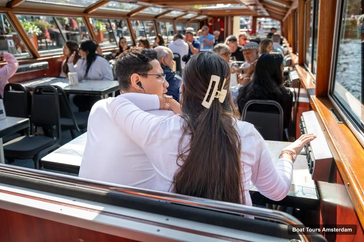 Amsterdam Boat Trips – 75-Minute Classic Canal Cruise & Snack Option (photo 5)