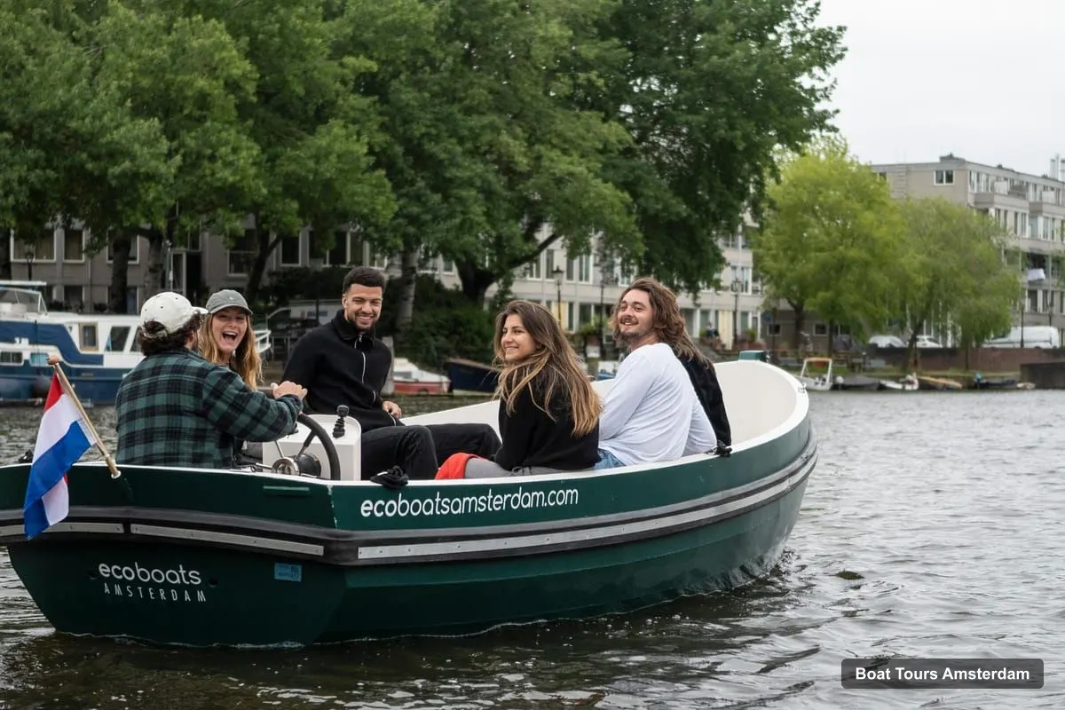 Amsterdam Boat Trips – Captain For a Day 2-Hour Boat Rental (photo 3)