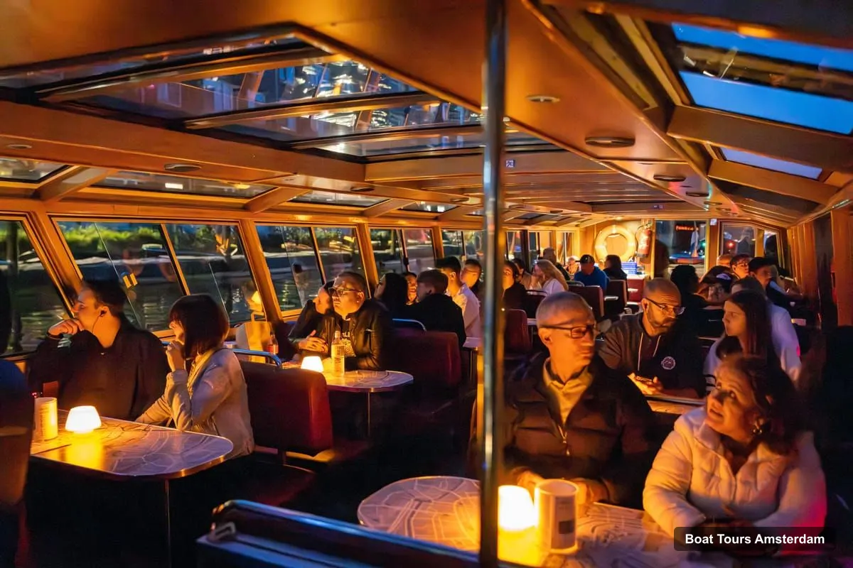 Boat Tours in Amsterdam – Evening Canal Cruise – City Lights & Wine Option (photo 5)