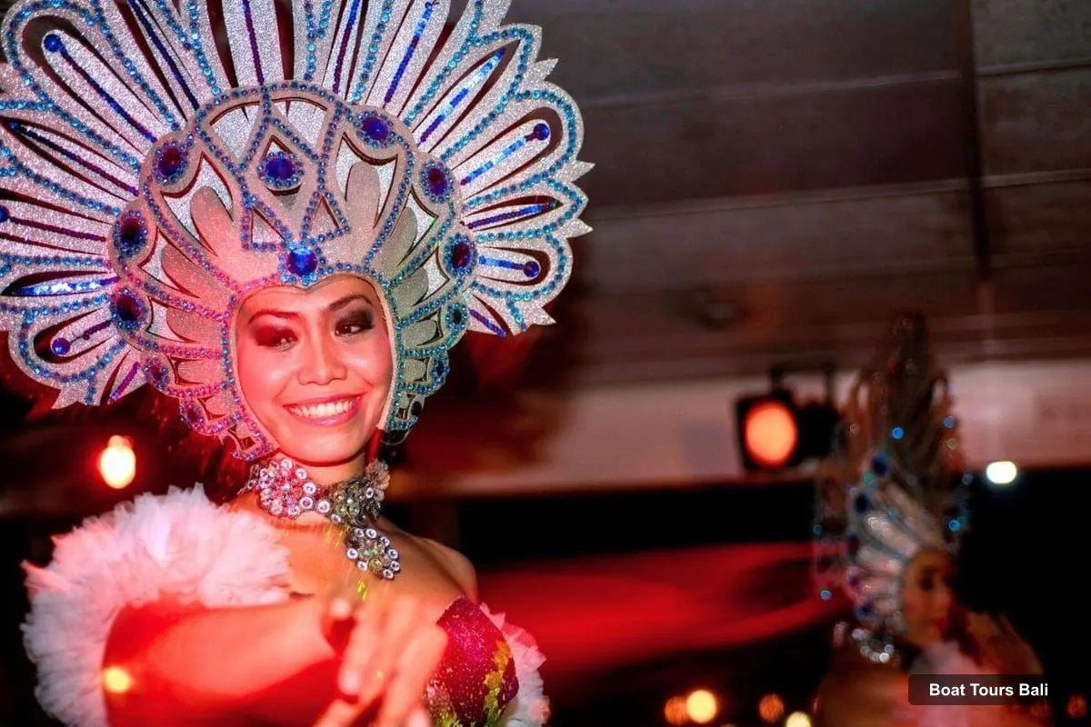 Bali Boat Trips – Bali/Benoa: Sunset Dinner Cruise with Buffet and Live Show (photo 5)