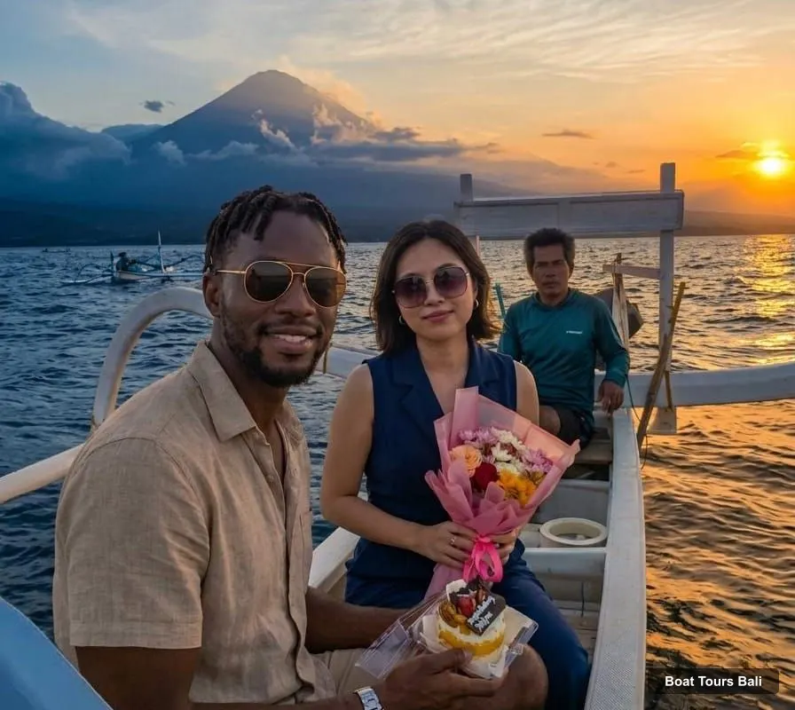 Bali Boat Trips – Jukung Sunset Cruise in Amed Bali with Mount Agung Backdrop (photo 2)