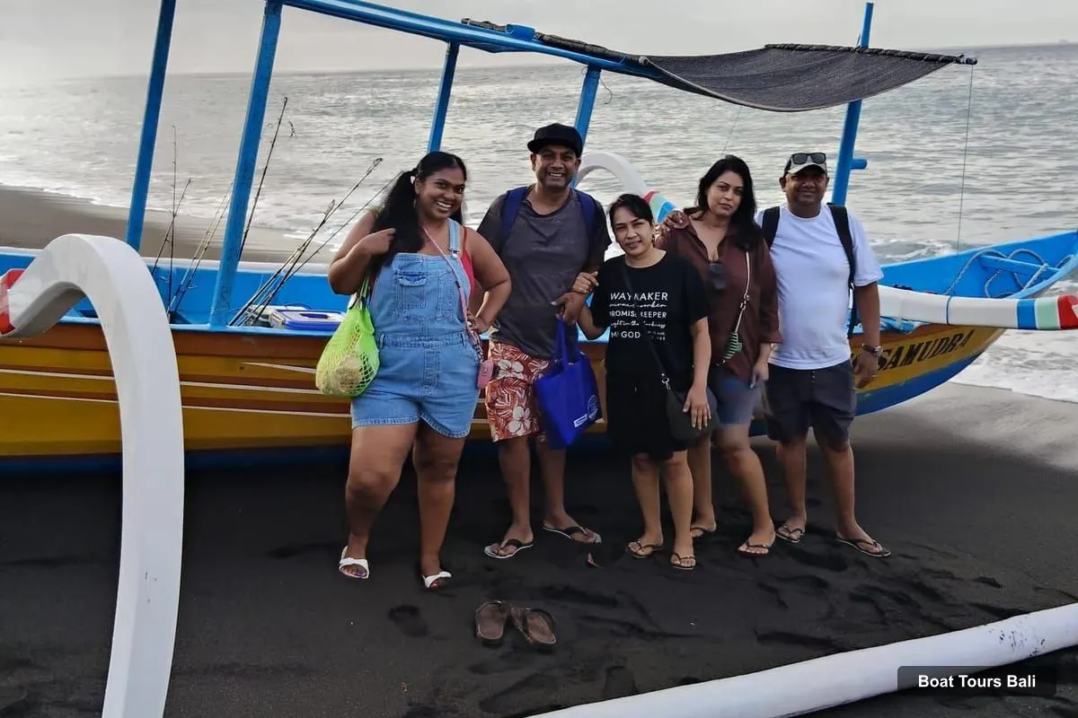 Boat Tours Bali – Private Sunrise Fishing and Sightseeing Boat Trip (photo 2)