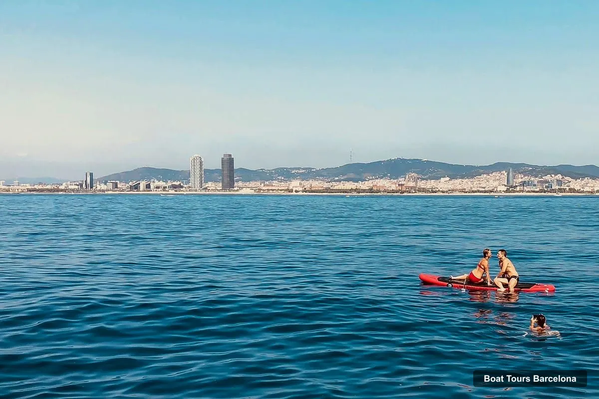 Barcelona Boat Cruises – Sunset Small-Group Sailing with Cava & Snacks (photo 3)