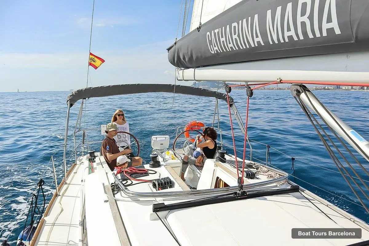 Barcelona Boat Cruises – Sunset Small-Group Sailing with Cava & Snacks (photo 5)