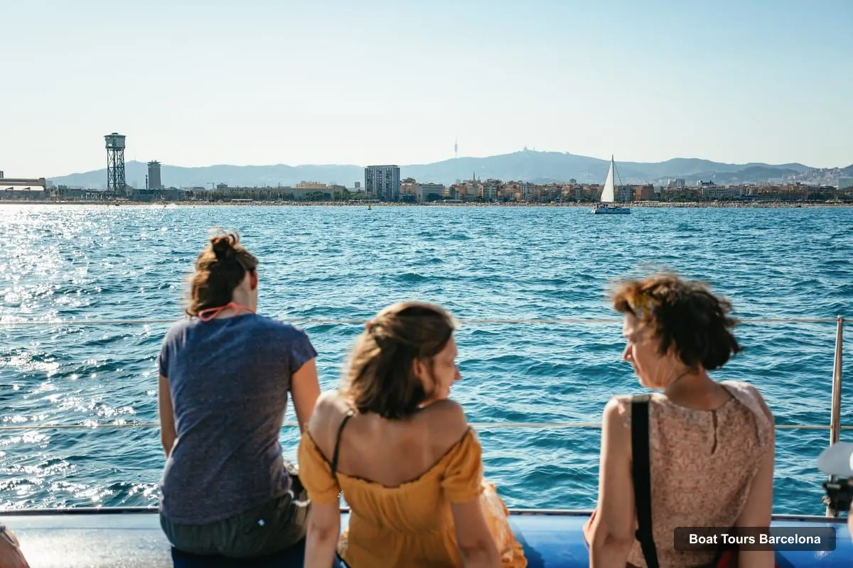 Barcelona Boat Trips – Sunset Catamaran Cruise with Live Music (photo 3)