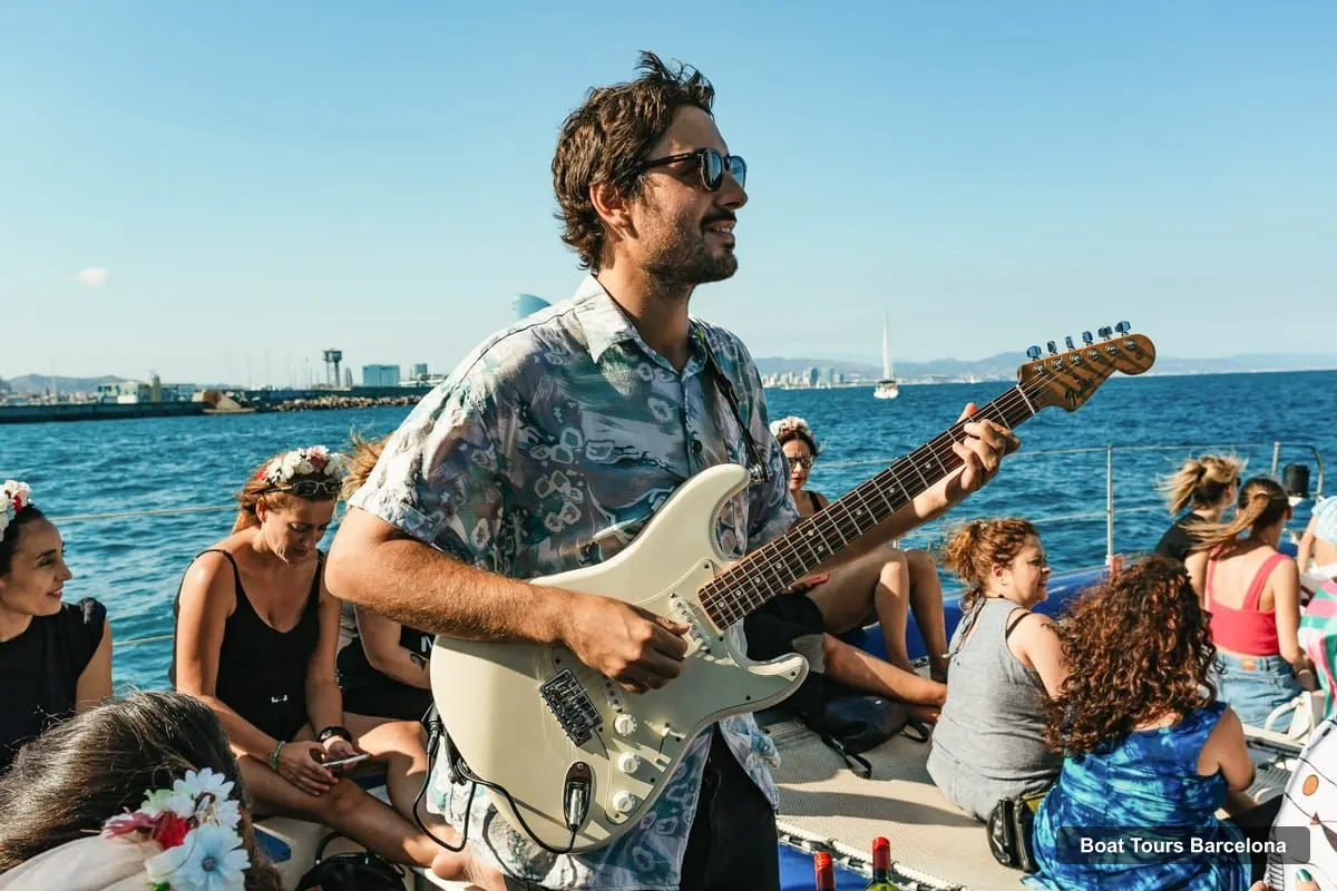 Barcelona Boat Trips – Sunset Catamaran Cruise with Live Music (photo 4)