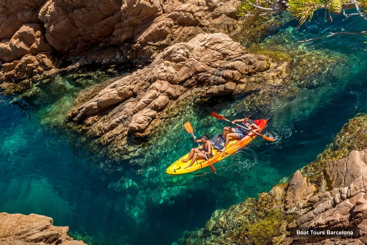 Boat Tours Barcelona – Costa Brava Tour: Kayak, Snorkel & Cliff Jump from Barcelona (photo 5)