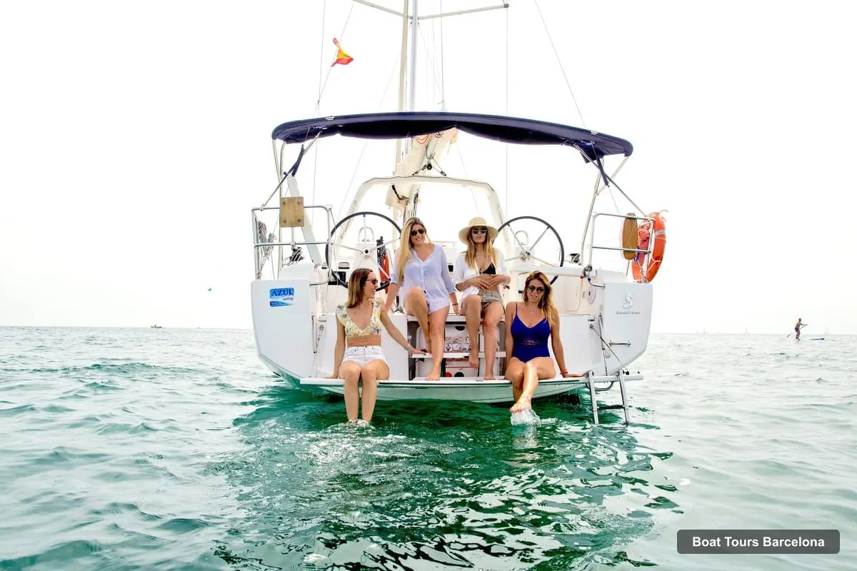 Boat Tours Barcelona – Private Sailing Trip with Drinks & Snacks (max 9)