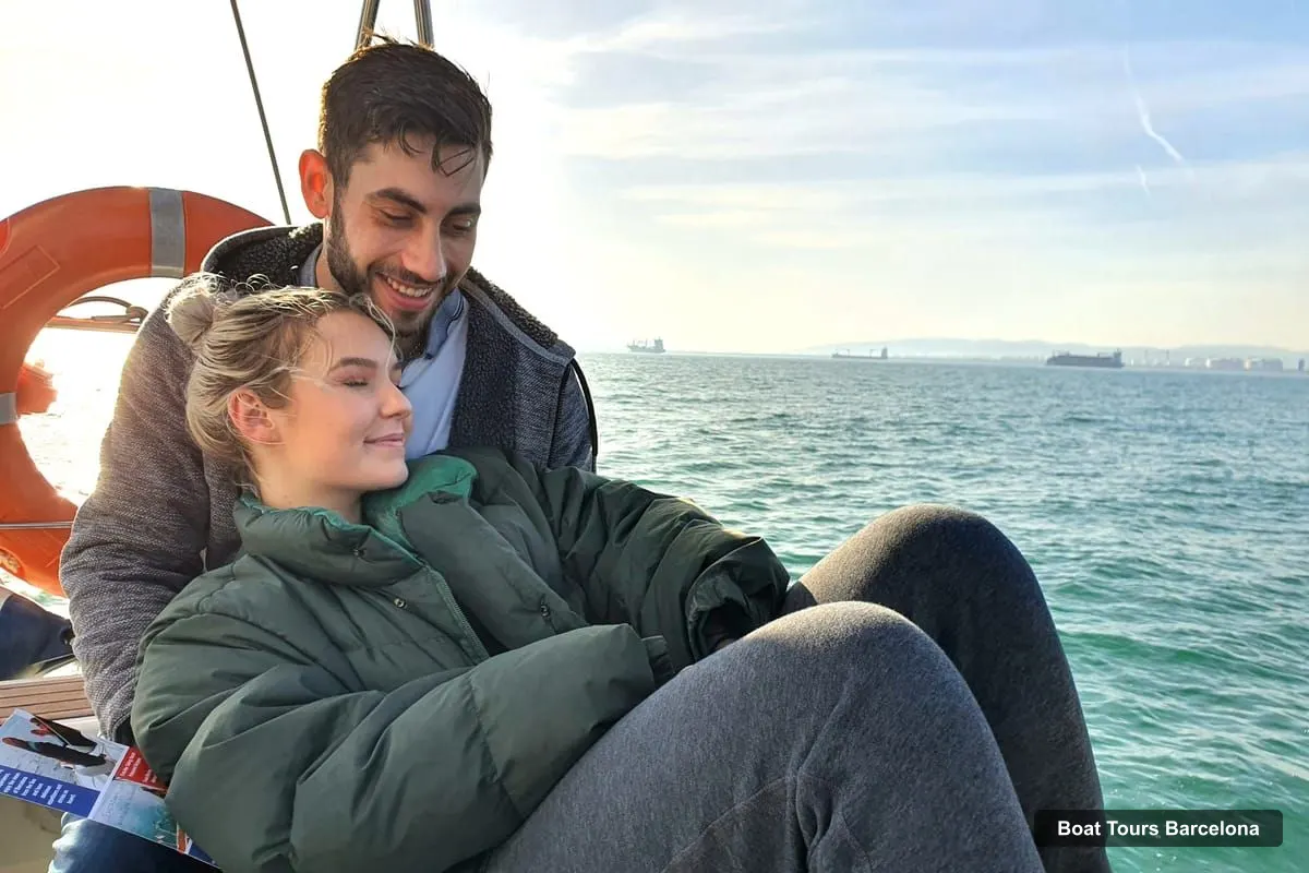 Boat Tours in Barcelona – Private Daytime Cruise on a 15-Meter Luxury Yacht (photo 2)