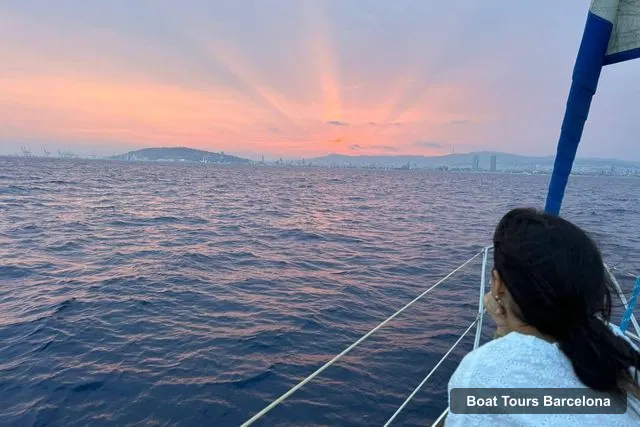 Boat Tours in Barcelona – Sunset Sailboat Cruise with Drinks and Snacks