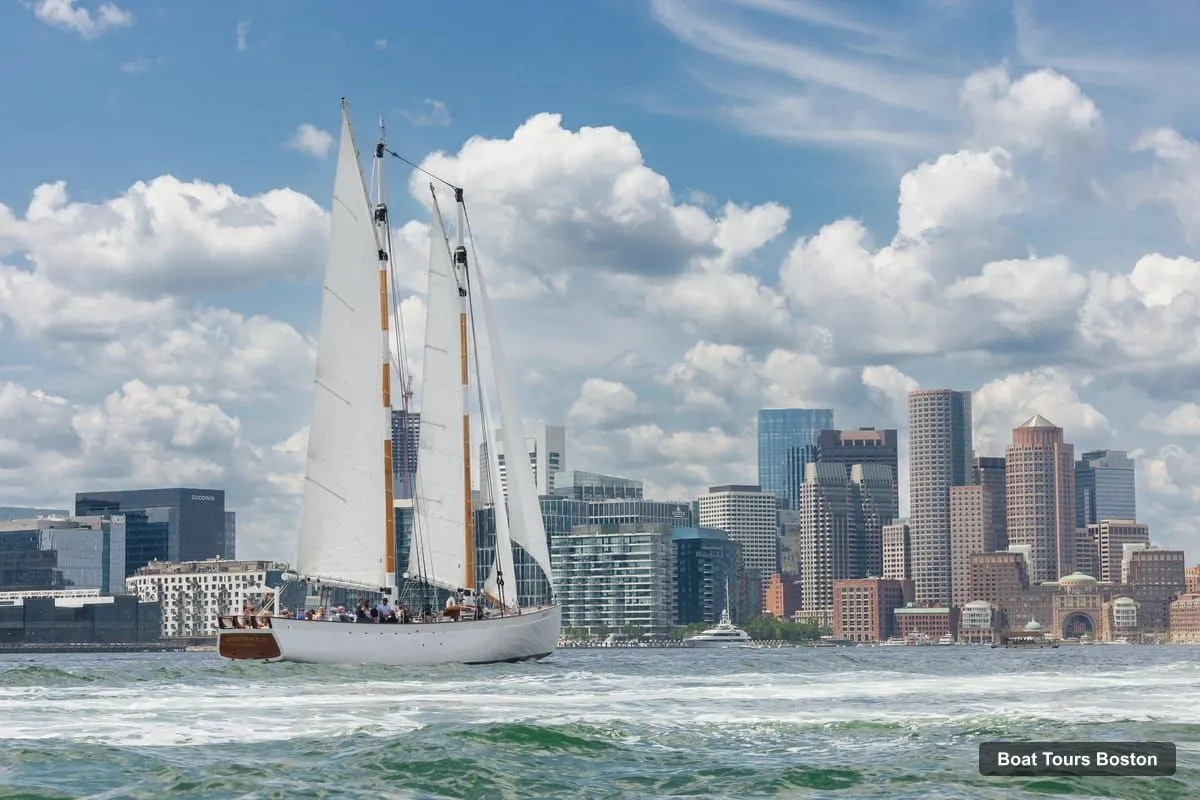 Boat Tours Boston – Downtown Harbor Sailing Cruise