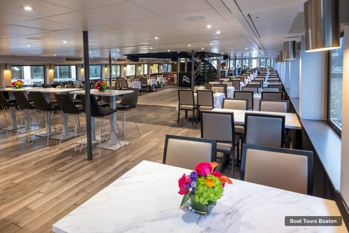 Boston Boat Cruises – City Cruises Boston: Harbor Buffet Lunch or Dinner Cruise (photo 4)