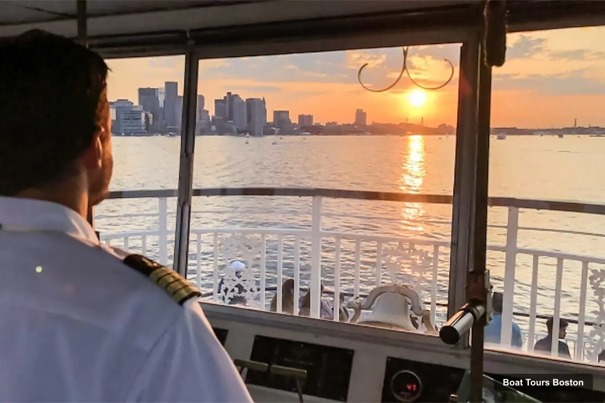 Boston Boat Trips – Boston Harbor Sunset Cruise