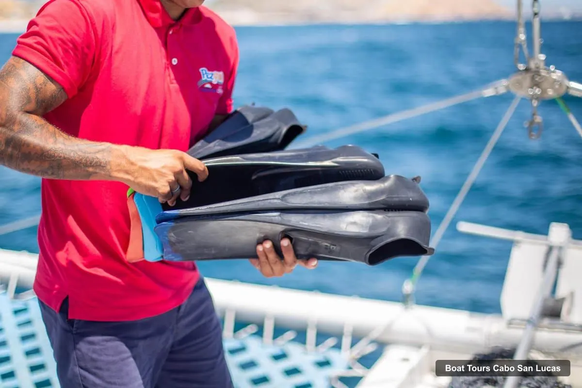 Cabo San Lucas Boat Cruises – 4-Hour Snorkeling Cruise with Open Bar (photo 5)