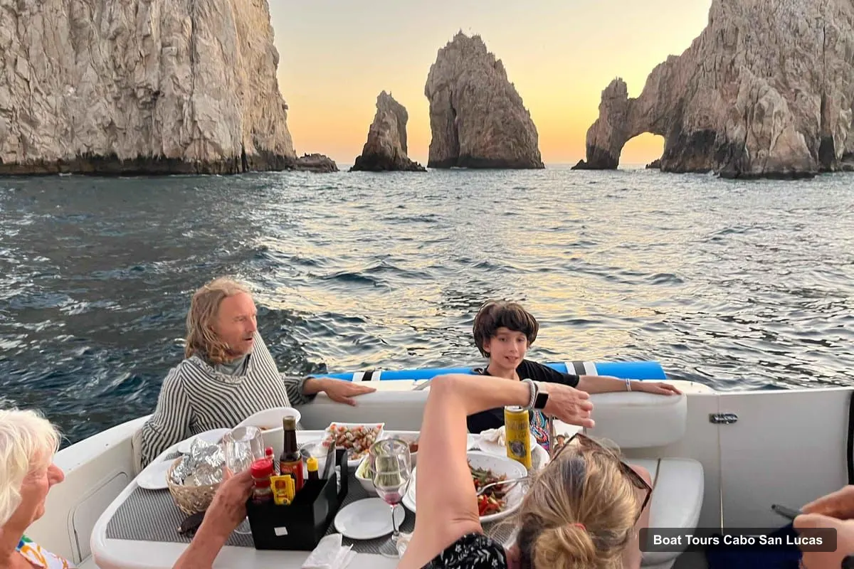 Cabo San Lucas Boat Trips – Cabo San Lucas Private Yacht 1 Hour Express Highlight Cruise (photo 2)