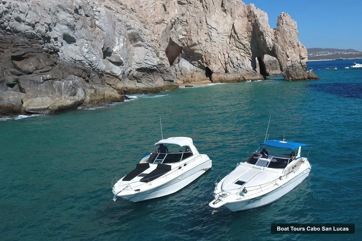 Cabo San Lucas Boat Trips – Cabo San Lucas Private Yacht 1 Hour Express Highlight Cruise (photo 3)