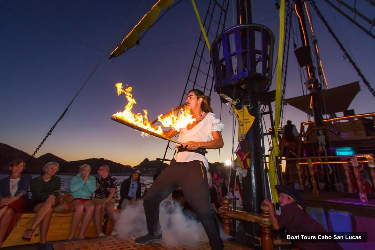Cabo San Lucas Boat Trips – Sunset Pirate Ship Cruise with Dinner Show (photo 3)