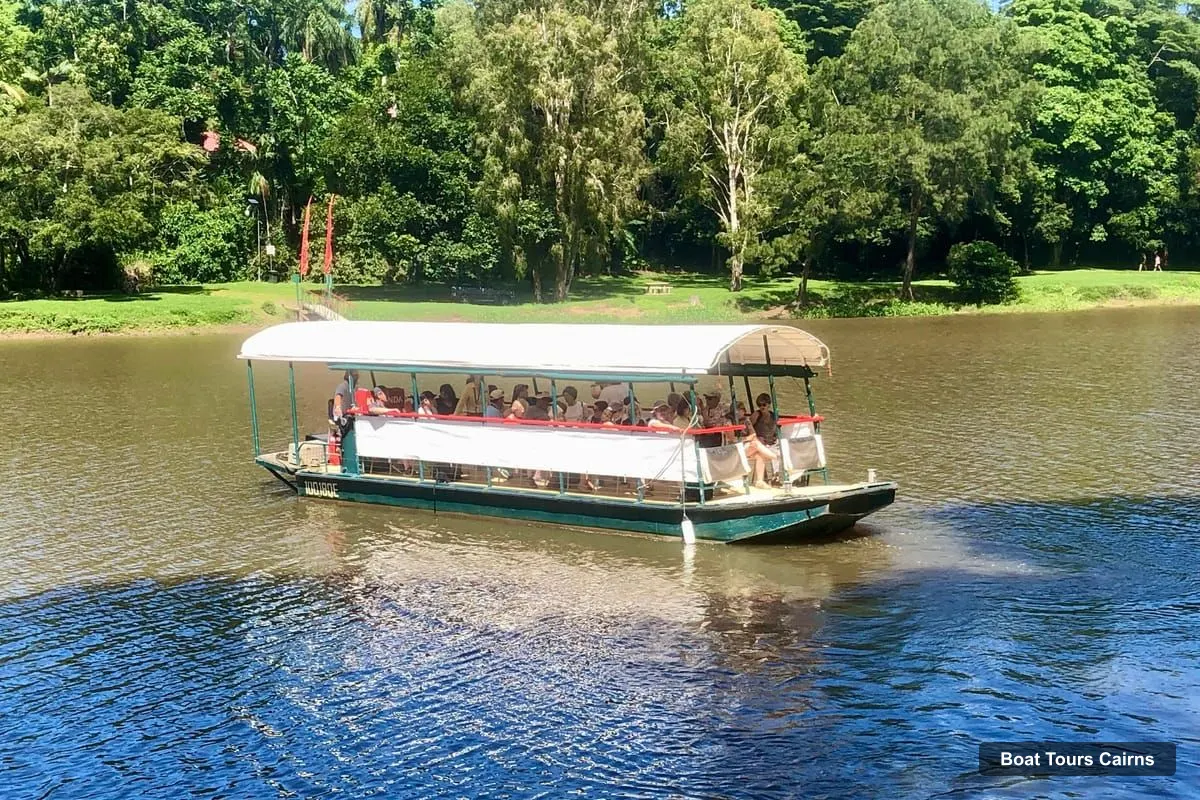 Boat Tours Cairns – Riverboat Tour with a Chance to Spot Wildlife (photo 2)