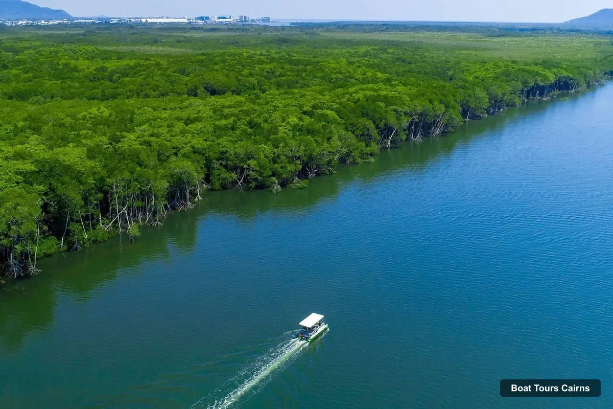 Boat Tours Cairns – Tinny (Dinghie) Boat Hire