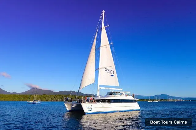 Spirit of Cairns, Cairns – Cairns Boat Trips