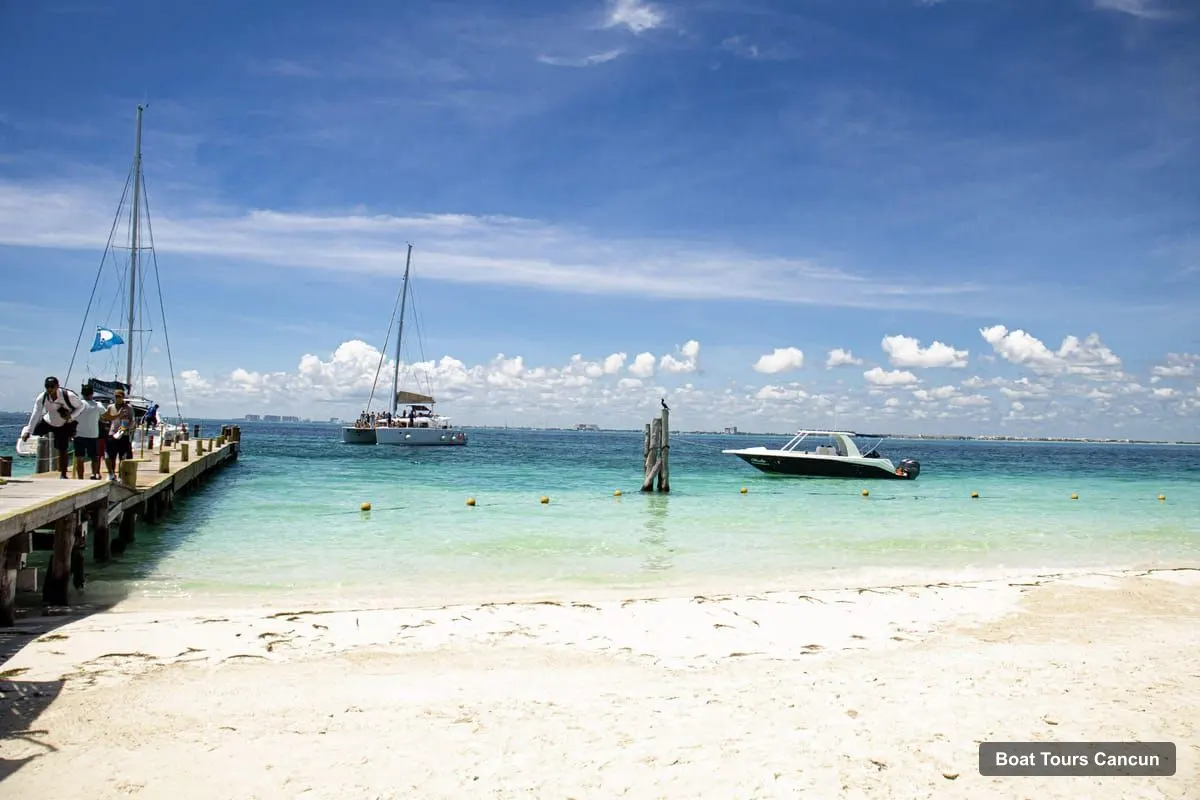 Boat Tours Cancun – Catamaran with Open Bar, Snorkeling and Lunch