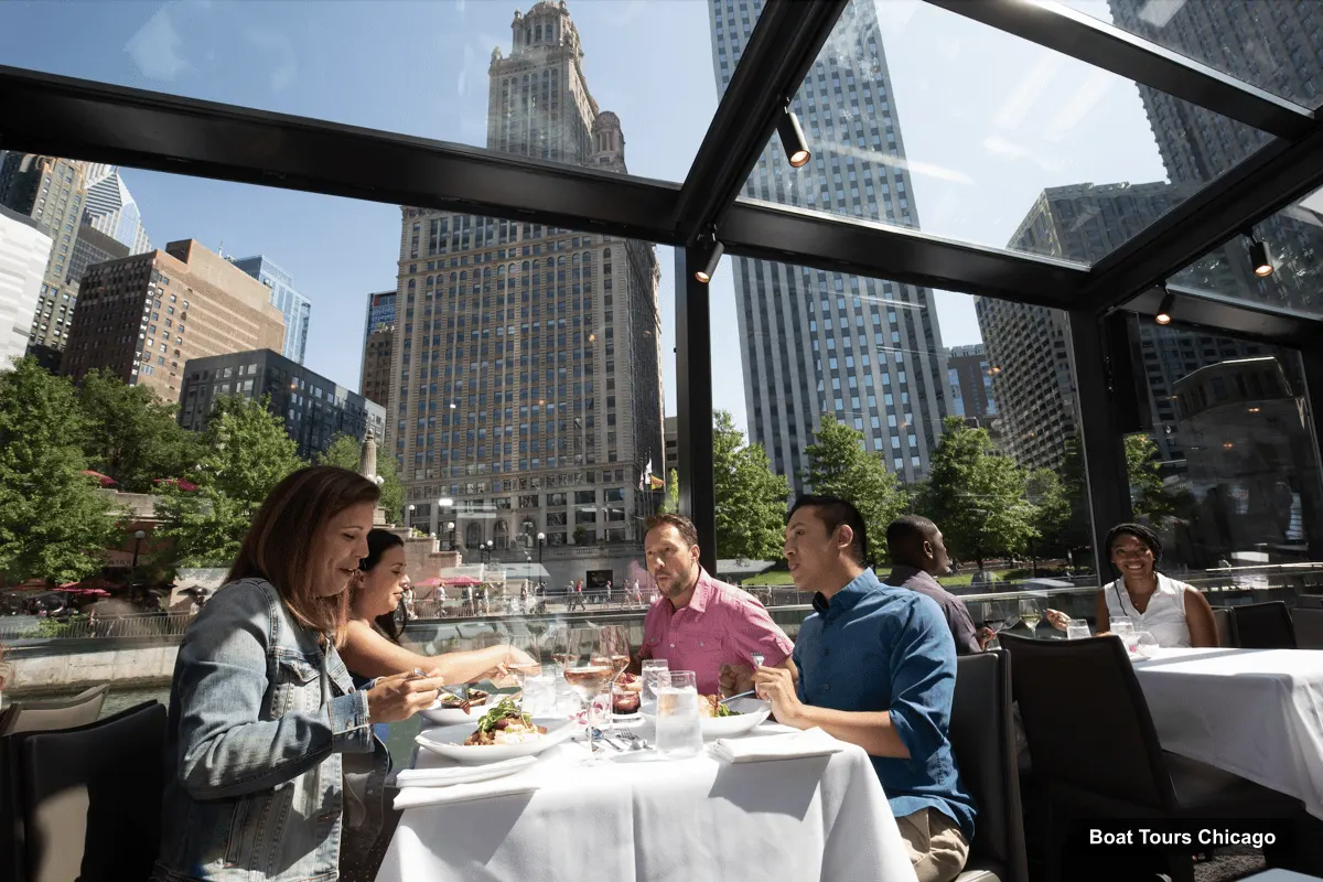 Chicago Boat Cruises – City Cruises Chicago: Brunch, Lunch, or Dinner River Cruise (photo 2)