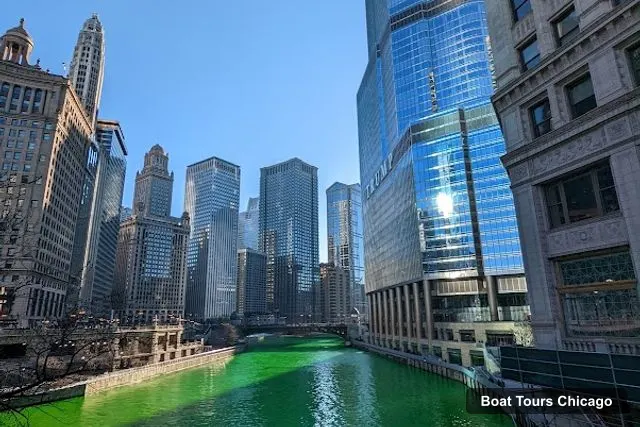 The Wrigley Building, Chicago – Boat Tours in Chicago
