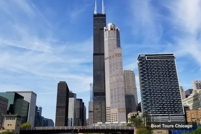 Willis Tower, Chicago – Chicago Boat Cruises