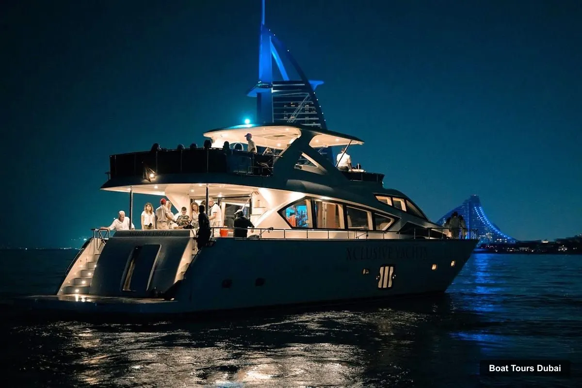 Boat Tours Dubai – Luxury Yacht Tour with Breakfast or BBQ Option (photo 3)