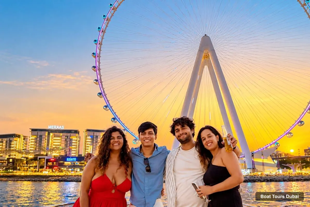 Boat Tours in Dubai – Luxury Sunset Yacht Tour with Light Bites and Drinks (photo 5)