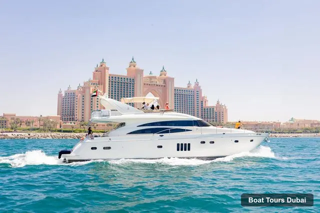 Boat Tours in Dubai – The Luxury Yacht Tour with Live BBQ Option and Drinks