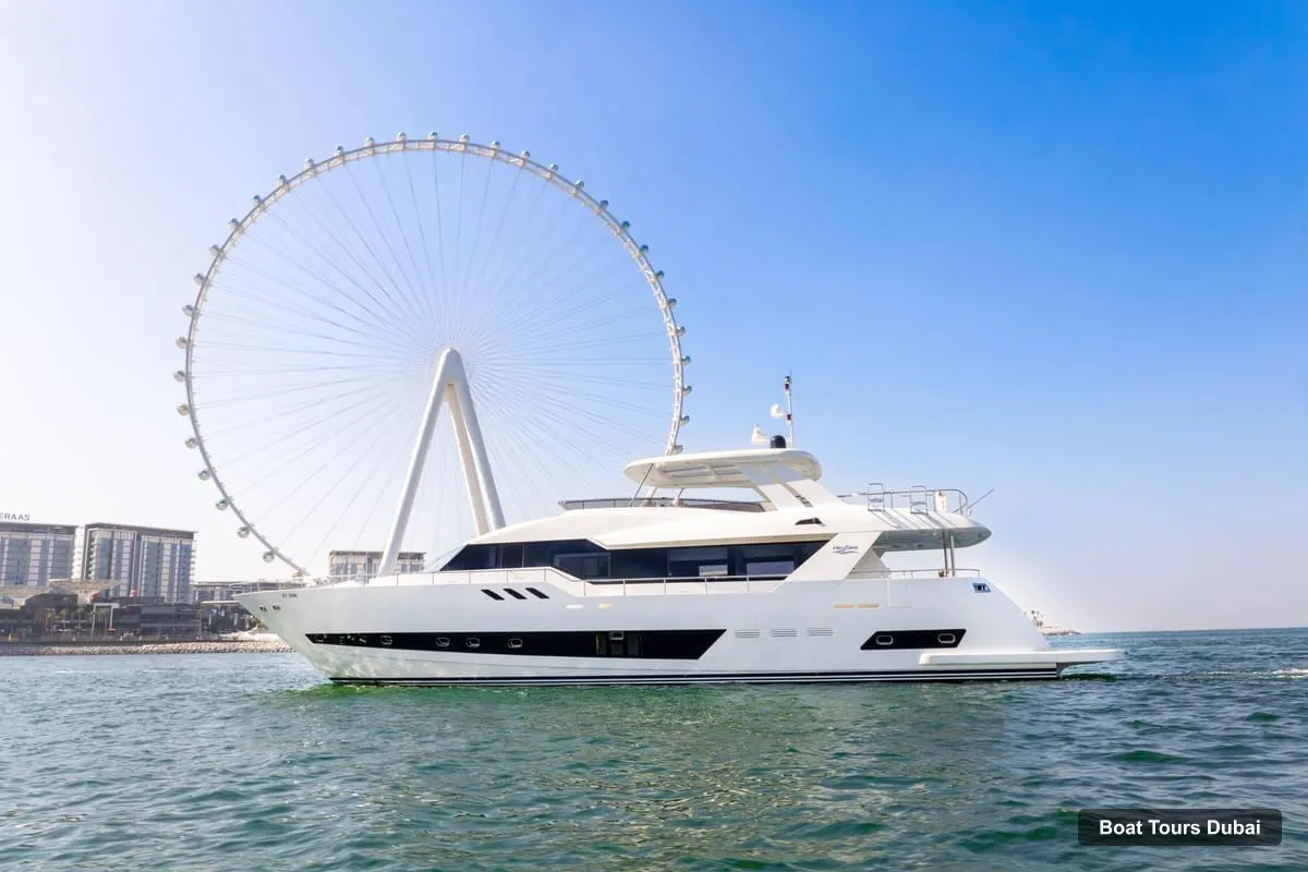 Boat Tours in Dubai – The Luxury Yacht Tour with Live BBQ Option and Drinks (photo 3)