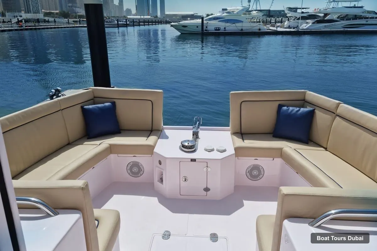 Dubai Boat Cruises – Boutique Italian Sunset Cruise - Food & Drinks (photo 3)