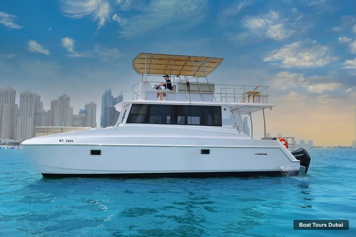 Dubai Boat Cruises – Boutique Italian Sunset Cruise - Food & Drinks (photo 5)