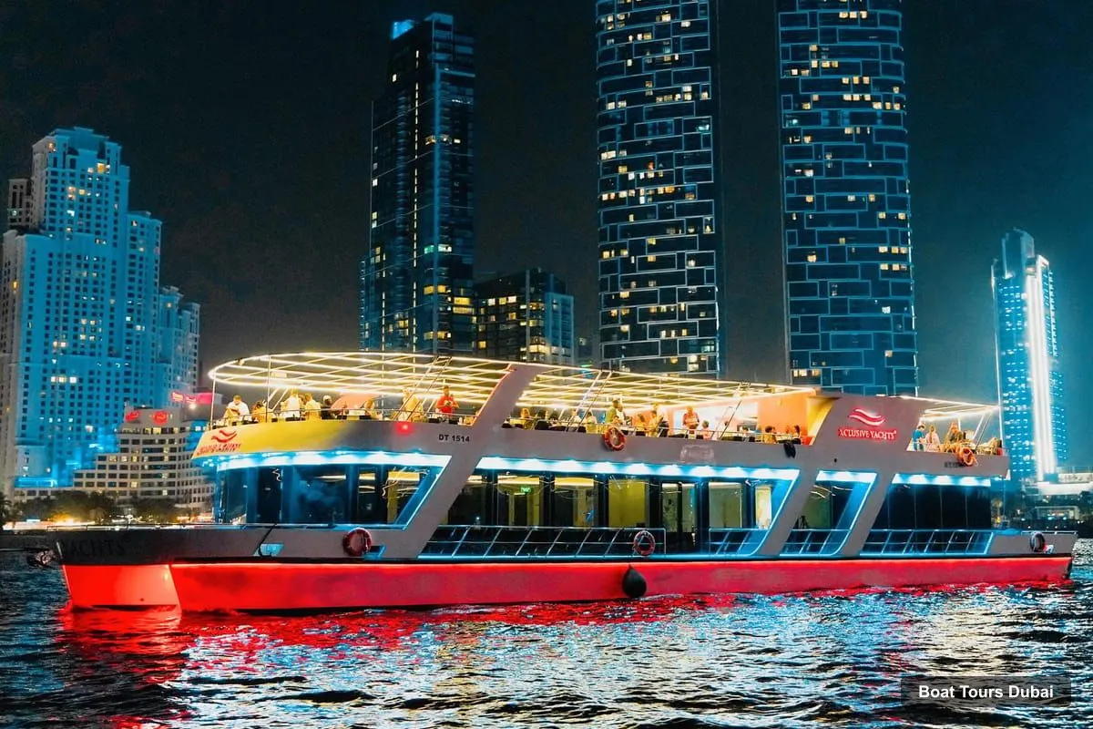 Dubai Boat Cruises – Sunset or Dinner Cruise with Live Music & Open Bar (photo 2)
