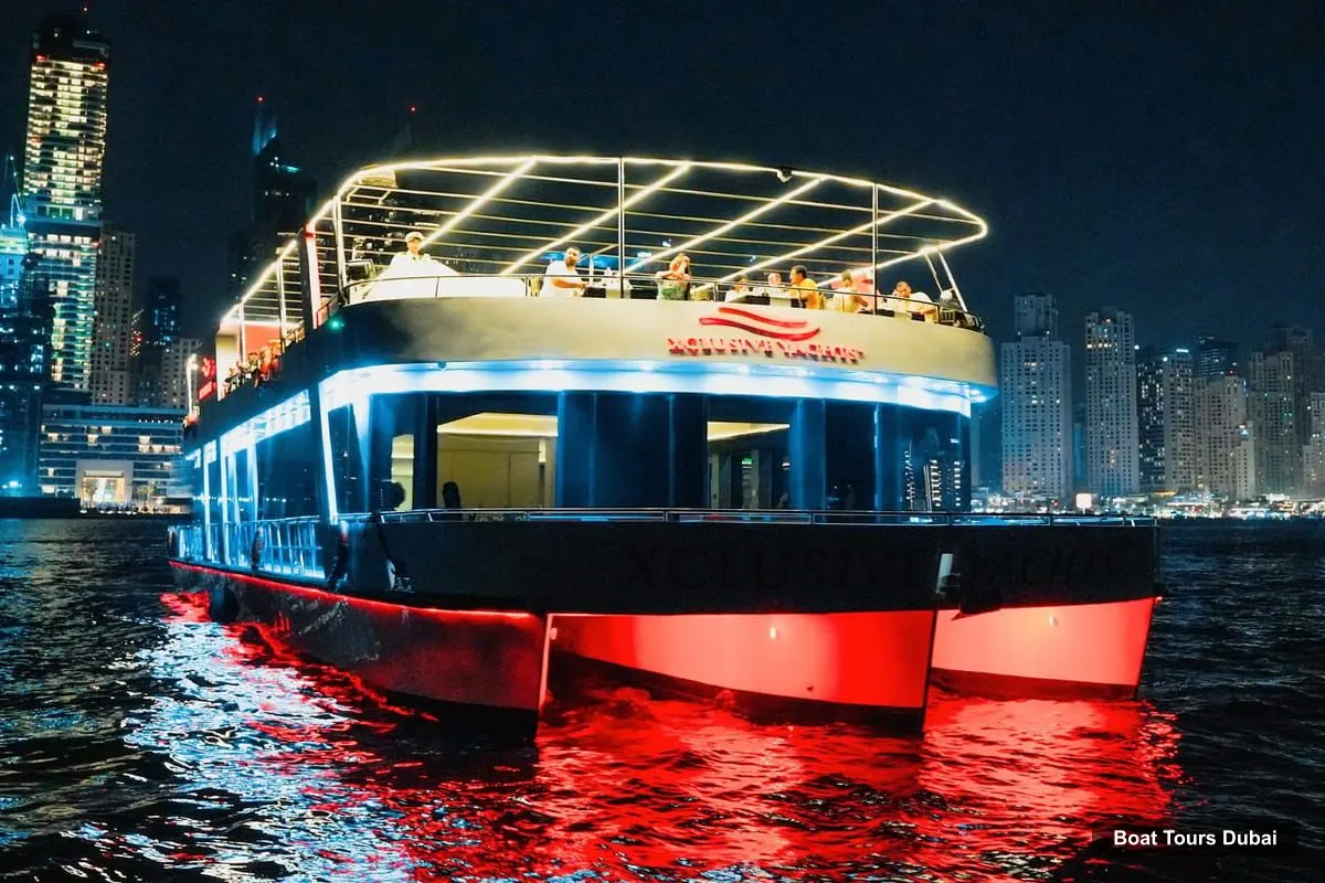 Dubai Boat Cruises – Sunset or Dinner Cruise with Live Music & Open Bar (photo 3)