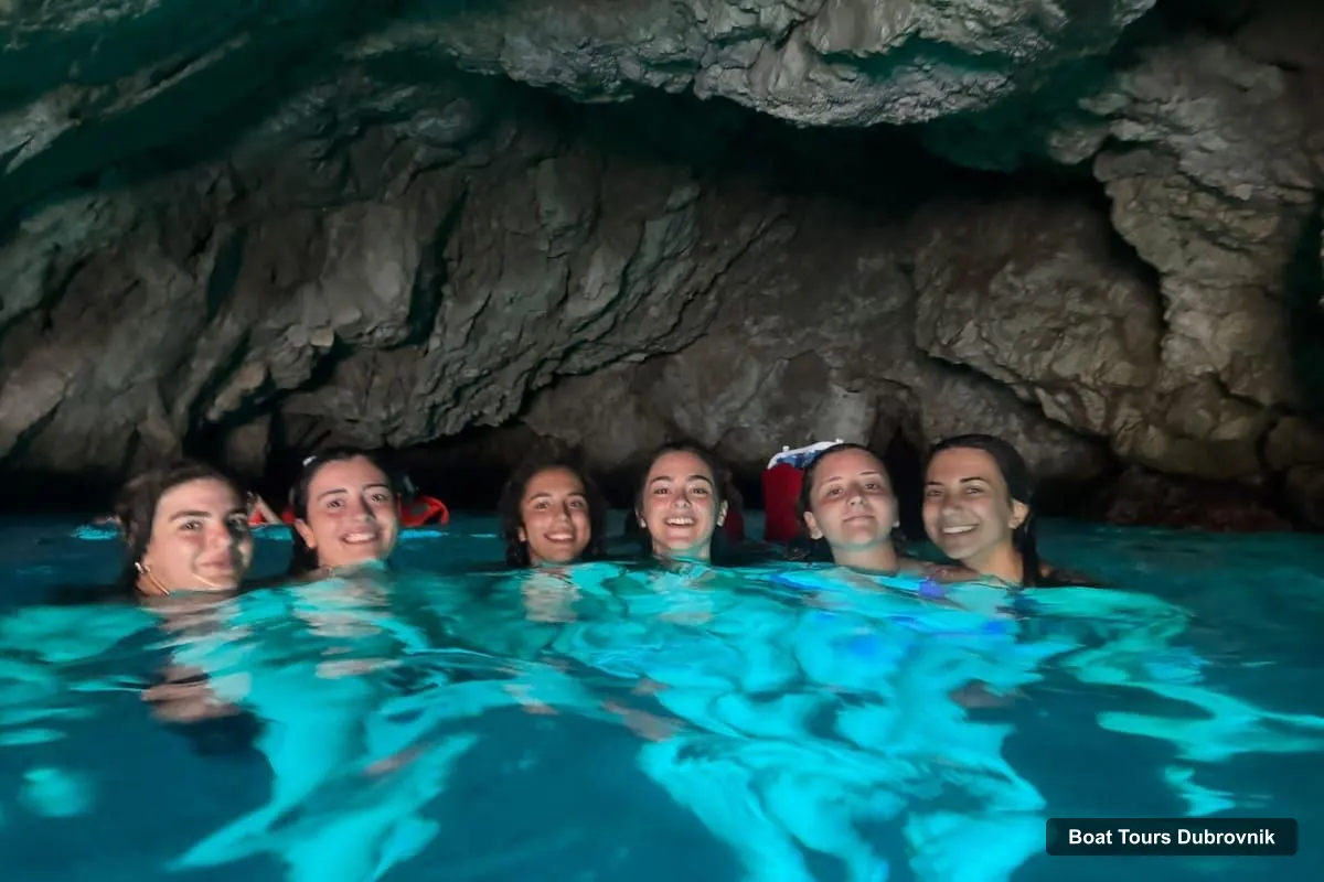 Boat Tours in Dubrovnik – Blue cave & 7 Caves Tour (4h) + Drinks & Snorkel