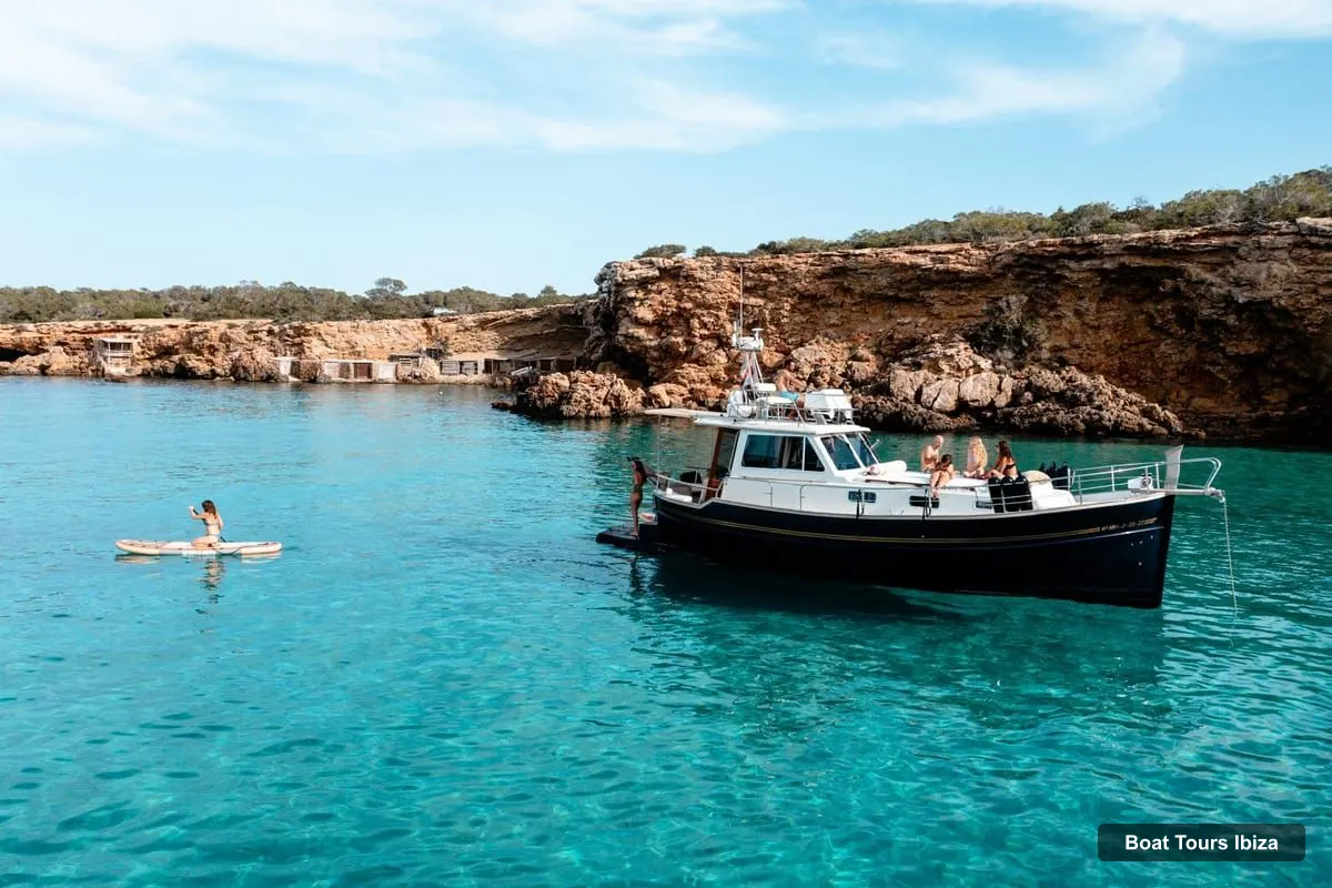 Boat Tours in Ibiza – Private boat charter on a Traditional Balearic Yacht (photo 4)