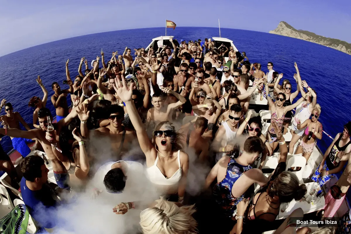 Ibiza Boat Cruises – Sunset Boat Party & 2 Superclub Entries Across 7 Days