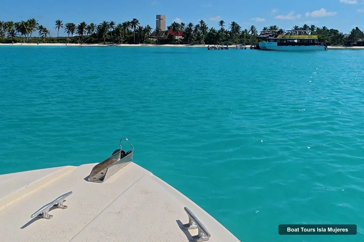 Boat Tours in Isla Mujeres – 3-in-1 Speedboat: Cancun, Isla Contoy and Isla Mujeres (photo 4)