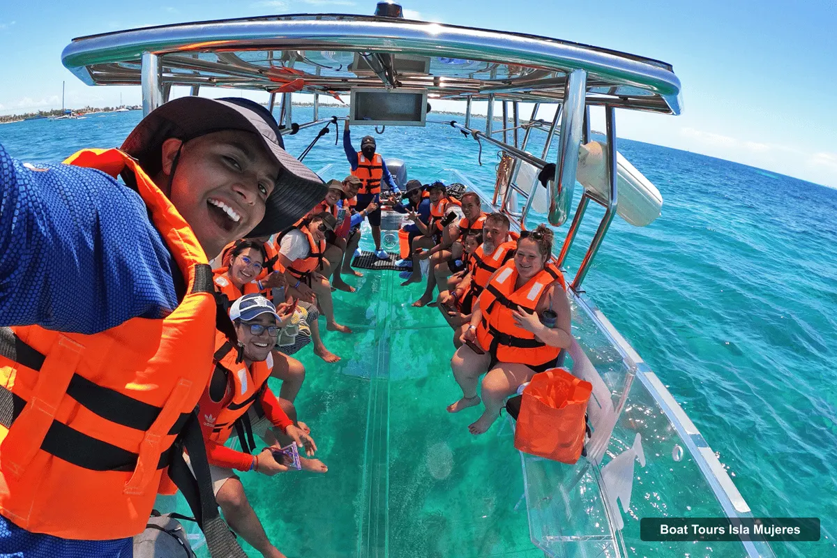 Boat Tours Isla Mujeres – Caribbean Crystal Boat Tour with 360° Views (photo 3)