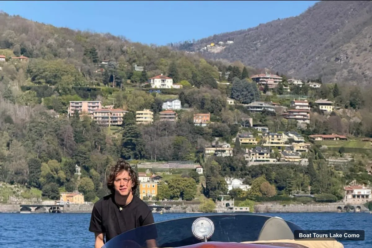 Lake Como Boat Trips – Lake Como:Luxury Private Wooden Boat Tour (photo 3)