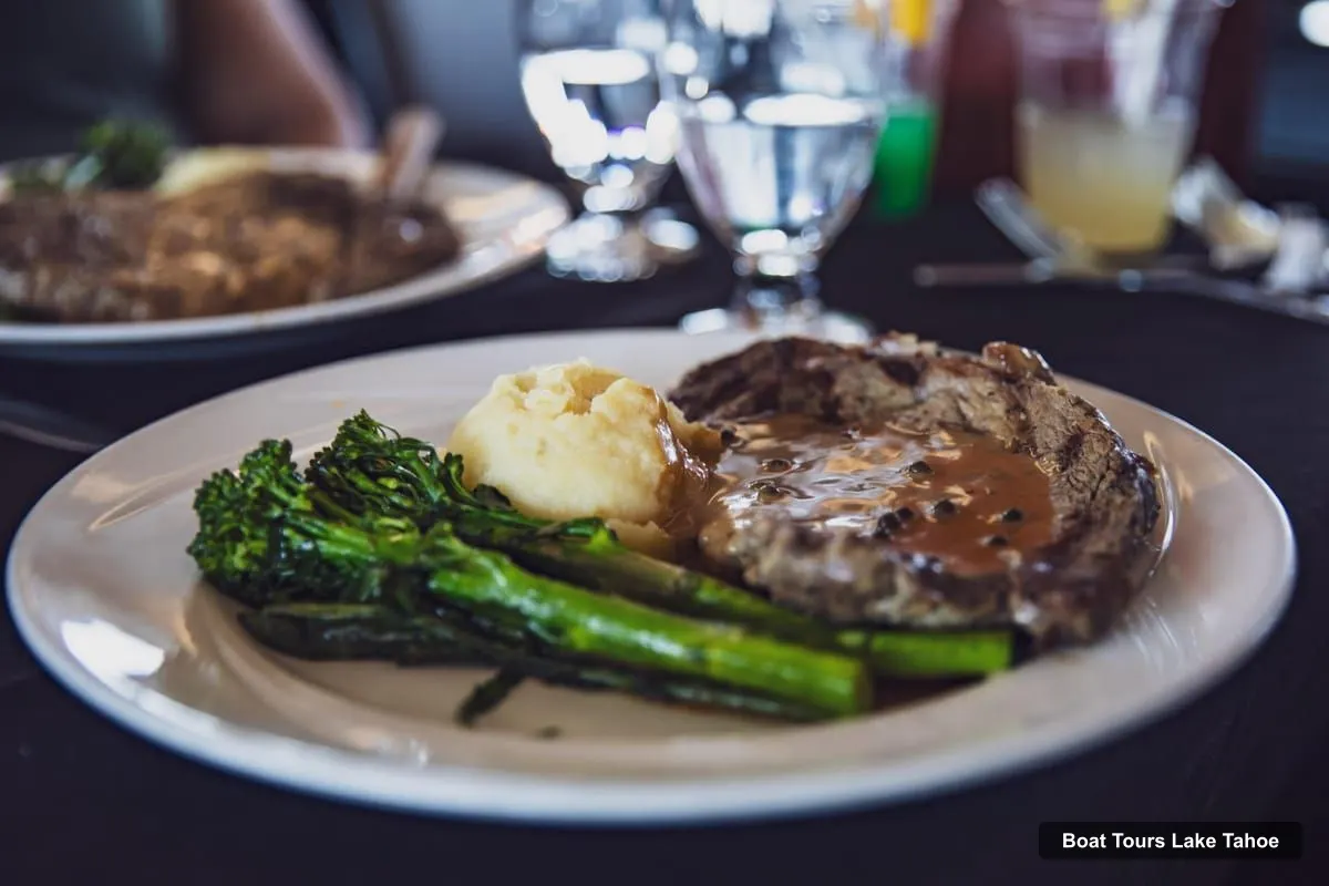 Lake Tahoe Boat Cruises – Lake Tahoe: Sunset Dinner Cruise (photo 2)