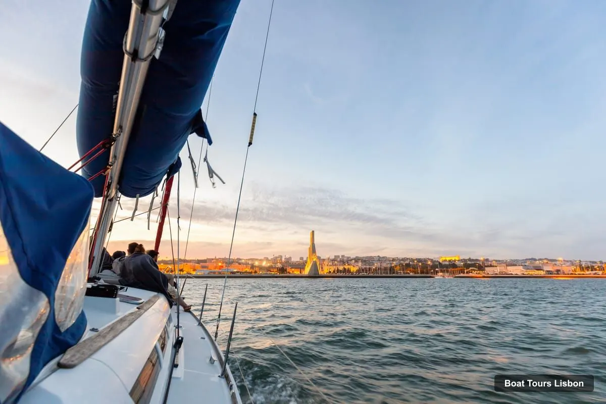 Lisbon Sightseeing Cruise – Sailing Tour on the Tagus River (photo 4)