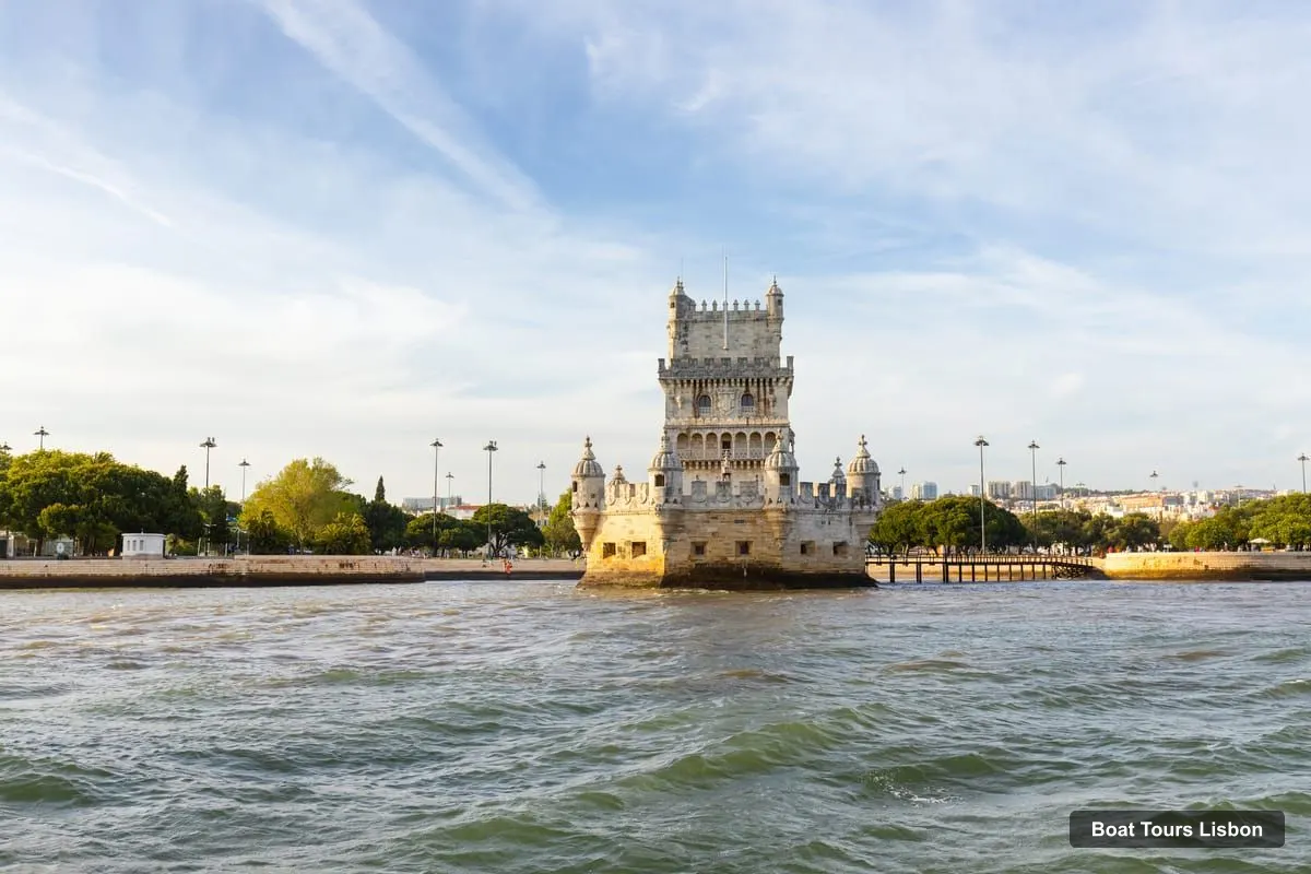 Lisbon Sightseeing Cruise – Sailing Tour on the Tagus River (photo 5)