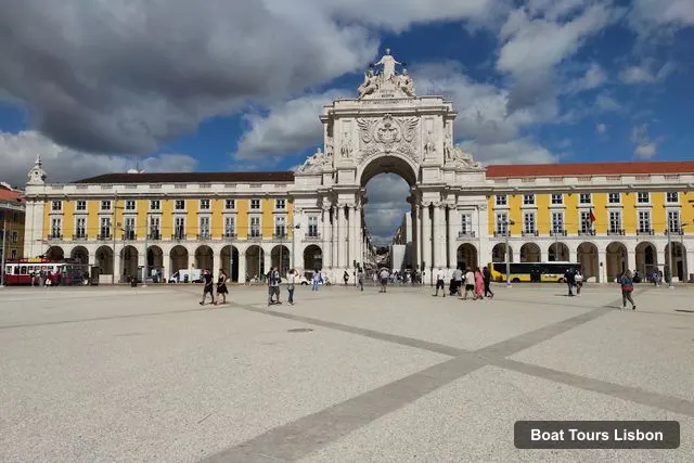 Praça do Comércio, Lisbon – Boat Tours Lisbon