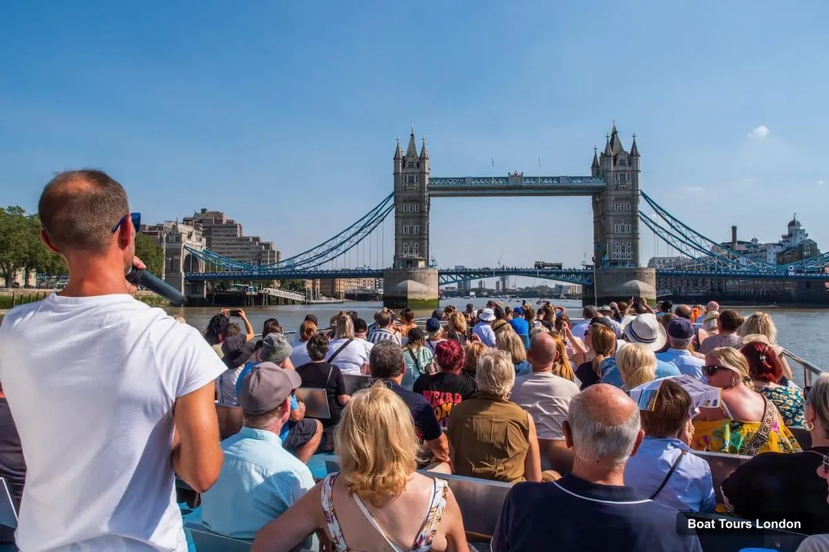 Boat Tours in London – Flexible One-Way Thames River Cruise Ticket